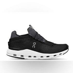 On Cloud Women's Black Running Shoes